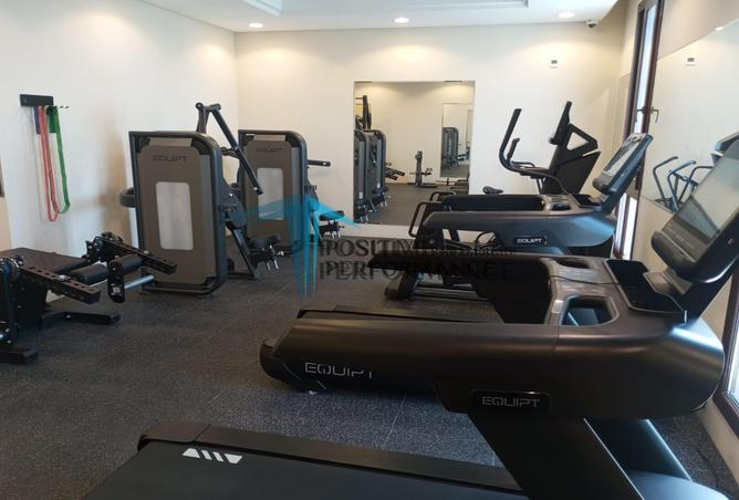 885438 - Property Image 2