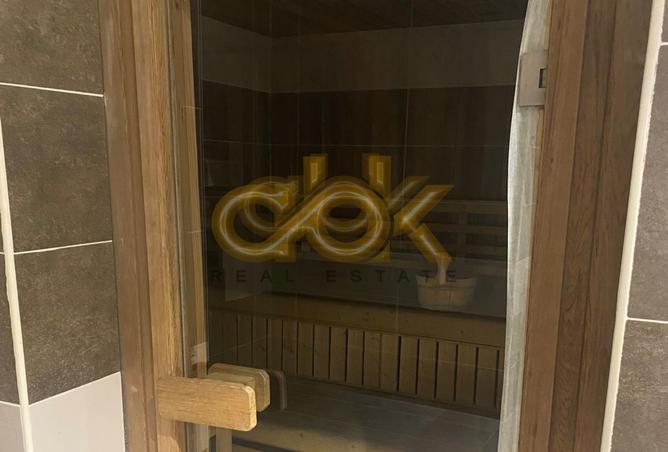 820814 - Property Image 2