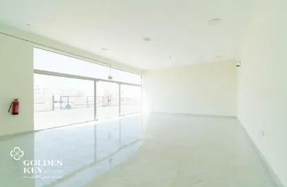 Warehouse - Studio - 2 Bathrooms for rent in Al Wakra - Al Wakra - Al Wakrah - Al Wakra
