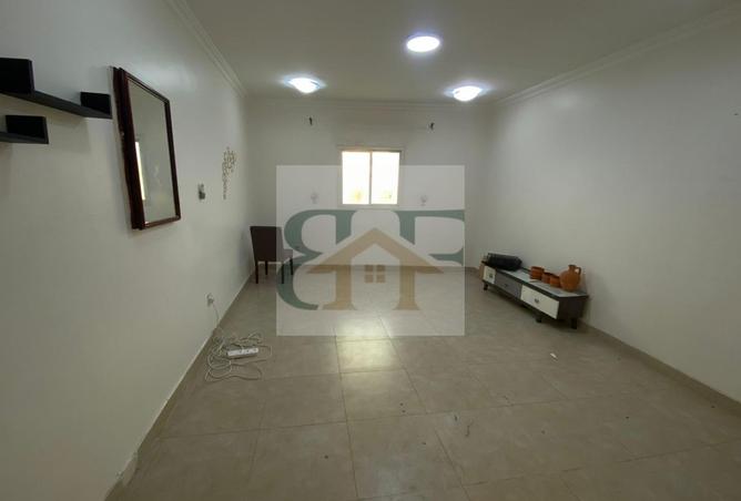 973352 - Property Main Image