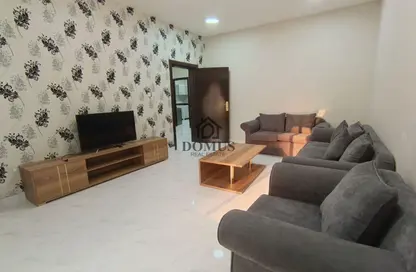 Apartment - 3 Bedrooms - 2 Bathrooms for rent in Anas Street - Fereej Bin Mahmoud North - Fereej Bin Mahmoud - Doha