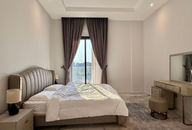 999848 - Property Image 2