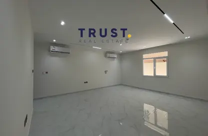 Apartment - 2 Bedrooms - 2 Bathrooms for rent in Al Khor Villas Project - Al Khor