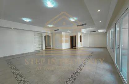 Apartment - 3 Bedrooms - 5 Bathrooms for sale in East Porto Drive - Porto Arabia - The Pearl Island - Doha