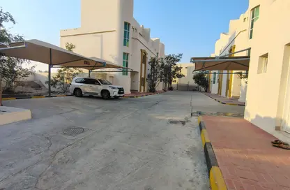 Compound - 5 Bedrooms - 4 Bathrooms for rent in Ain Khaled Villas - Ain Khaled - Doha