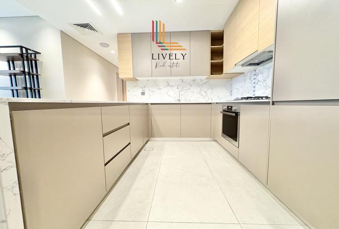 947729 - Property Image 2