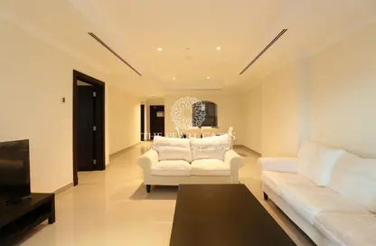 Apartment - 1 Bedroom - 2 Bathrooms for rent in East Porto Drive - Porto Arabia - The Pearl Island - Doha