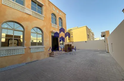 Villa - 3 Bedrooms - 4 Bathrooms for rent in Ain Khaled Villas - Ain Khaled - Doha