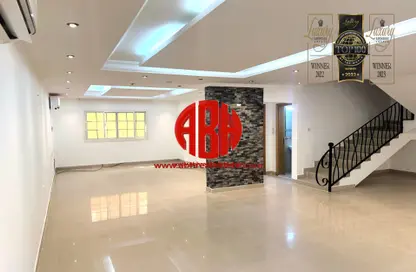 مجمع سكني - 3 غرف نوم - 4 حمامات للايجار في فيلات ميراج - الوعب - الوعب - الدوحة