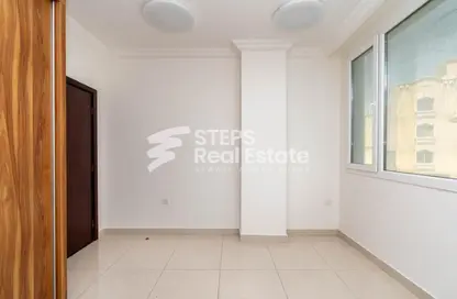 Apartment - 3 Bedrooms - 2 Bathrooms for rent in Najma Street - Najma - Doha