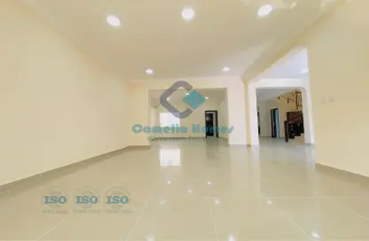 Empty Room image for: Villa - 4 Bedrooms - 6 Bathrooms for rent in Street 871 - Al Duhail South - Al Duhail - Doha, Image 1
