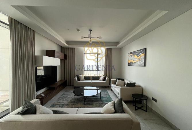 990475 - Property Image 2