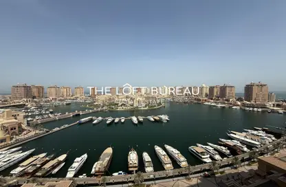 Apartment - 3 Bedrooms - 4 Bathrooms for rent in West Porto Drive - Porto Arabia - The Pearl Island - Doha