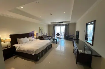 Apartment - 1 Bedroom - 1 Bathroom for rent in Tower 27 - Porto Arabia - The Pearl Island - Doha