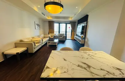 Apartment - 1 Bedroom - 2 Bathrooms for rent in Porto Arabia - The Pearl Island - Doha