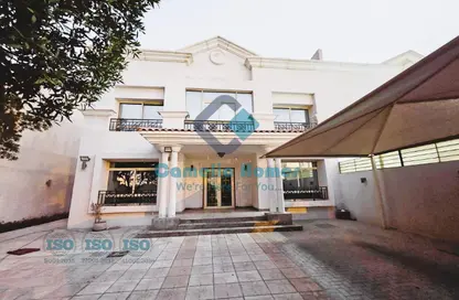 Villa - 4 Bedrooms - 6 Bathrooms for rent in Al Maamoura - Al Maamoura - Doha