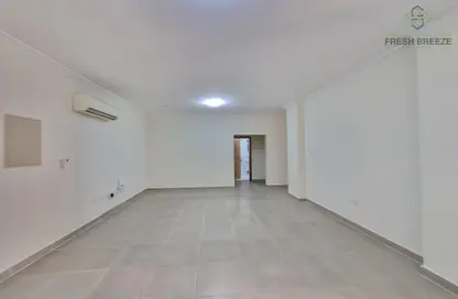 Apartment - 3 Bedrooms - 3 Bathrooms for rent in Al Sadd Road - Al Sadd - Doha
