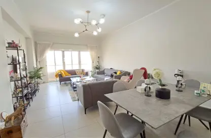 Apartment - 2 Bedrooms - 4 Bathrooms for sale in Lusail City - Lusail