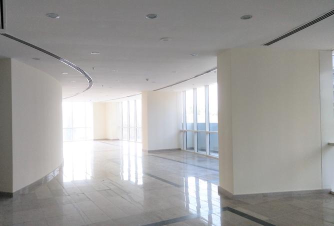 830394 - Property Image 3