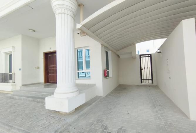 991481 - Property Image 2