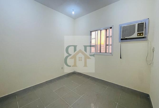 954768 - Property Image 3