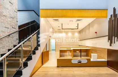 محل - استوديو - 2 حمامات للايجار في الوكرة - الوكرة - الوكرة - الوكرة