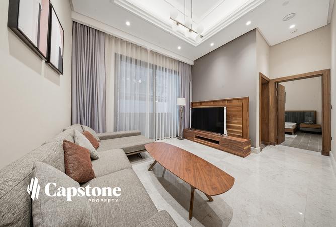 958297 - Property Image 3