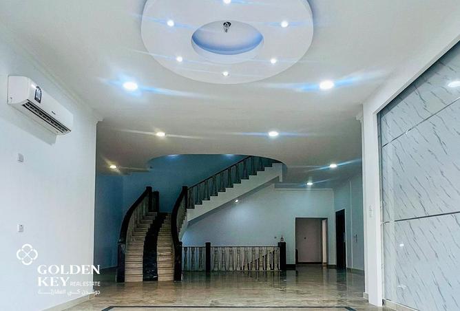 990712 - Property Image 3