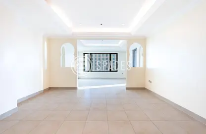صورة لـ غرفة فارغة شقة - 2 غرف نوم - 3 حمامات للايجار في طريق بورتو الشرقي - بورتو أرابيا - جزيرة اللؤلؤة - الدوحة ، صورة رقم 1