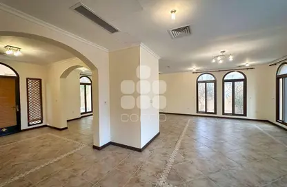 فيلا - 4 غرف نوم - 6 حمامات للايجار في شارع النجدة - مدينة خليفة شمال - مدينة خليفة - الدوحة فيلا - 4 غرف نوم - 6 حمامات للايجار في شارع النجدة - مدينة خليفة شمال - مدينة خليفة - الدوحة