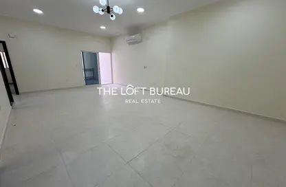 Apartment - 2 Bedrooms - 2 Bathrooms for rent in Al Mansoura - Al Mansoura - Doha