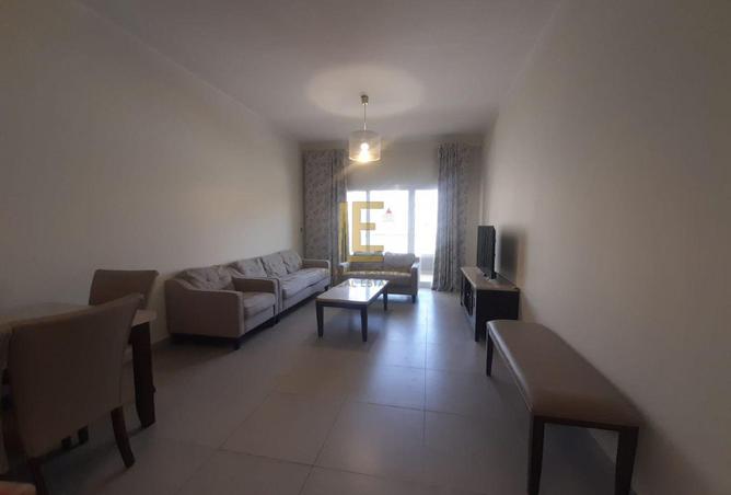950795 - Property Image 2