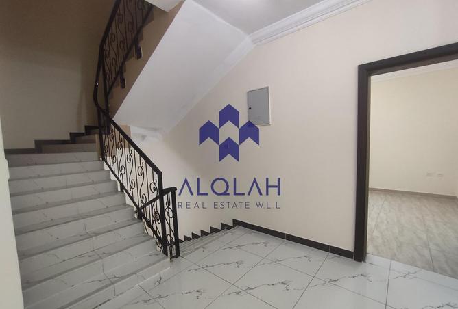 925061 - Property Image 2