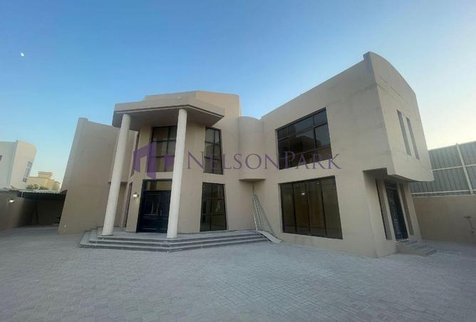941813 - Property Image 3