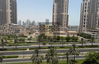 Apartment - 1 Bedroom - 2 Bathrooms for sale in West Porto Drive - Porto Arabia - The Pearl Island - Doha