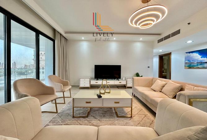 944031 - Property Image 2