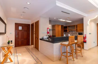 Apartment - 2 Bedrooms - 3 Bathrooms for rent in Viva West - Viva Bahriyah - The Pearl Island - Doha