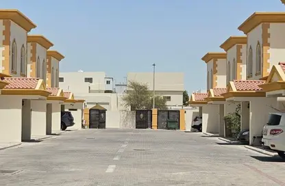 Compound - 4 Bedrooms - 4 Bathrooms for rent in Old Airport Road - Old Airport Road - Doha