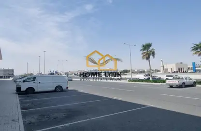 بناية كاملة - استوديو للايجار في طريق سلوى - العزيزية - الدوحة