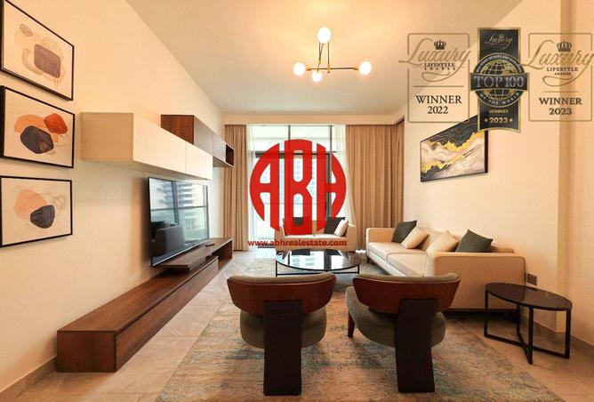 967533 - Property Image 2