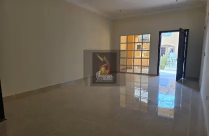Compound - 6 Bedrooms - 7 Bathrooms for rent in Umm Al Amad - Umm Al Amad - Al Shamal