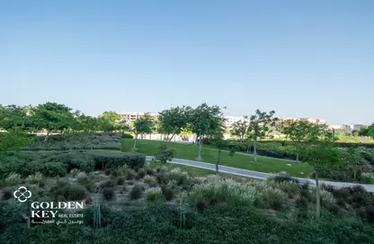 Apartment - 2 Bedrooms - 2 Bathrooms for sale in Lusail City - Lusail