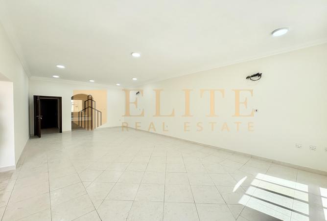 961512 - Property Image 3