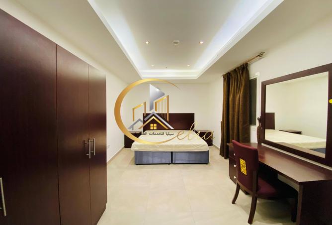 929796 - Property Image 3