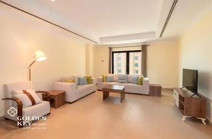 Apartment - 1 Bedroom - 2 Bathrooms for rent in East Porto Drive - Porto Arabia - The Pearl Island - Doha
