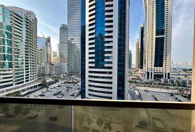 998759 - Property Image 2