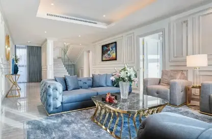 Townhouse - 5 Bedrooms - 7 Bathrooms for rent in Abraj Bay - Abraj Quartiers - The Pearl Island - Doha