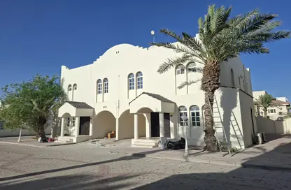 Compound - 5 Bedrooms - 4 Bathrooms for rent in Al Thumama - Al Thumama - Doha