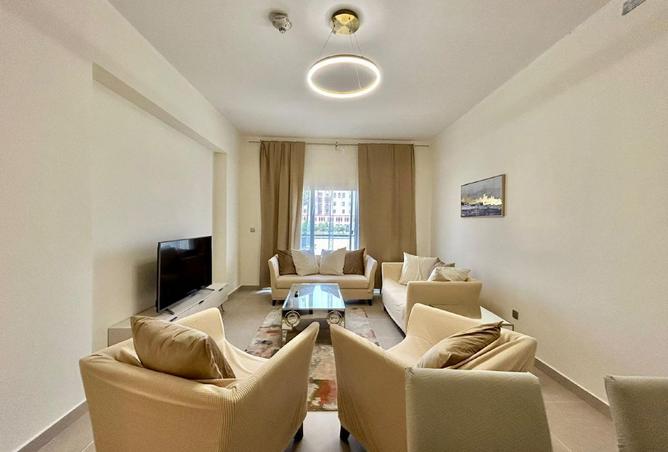 974567 - Property Image 2