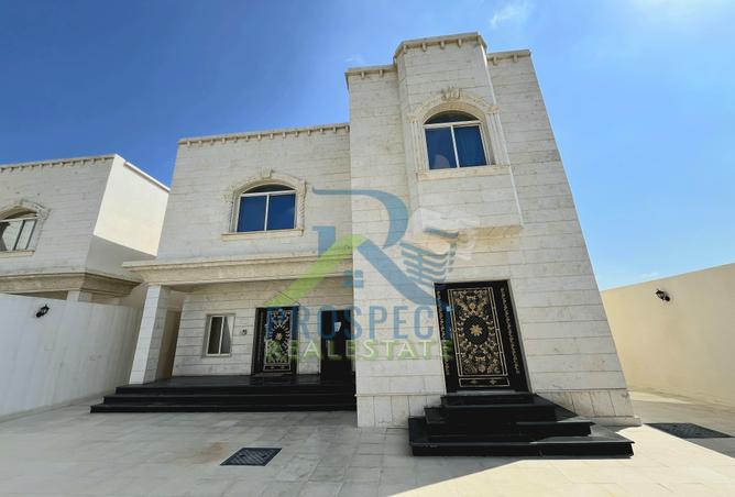 967268 - Property Main Image